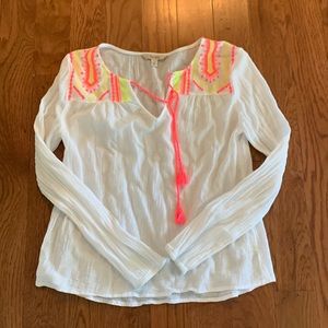 Add some color to your white top